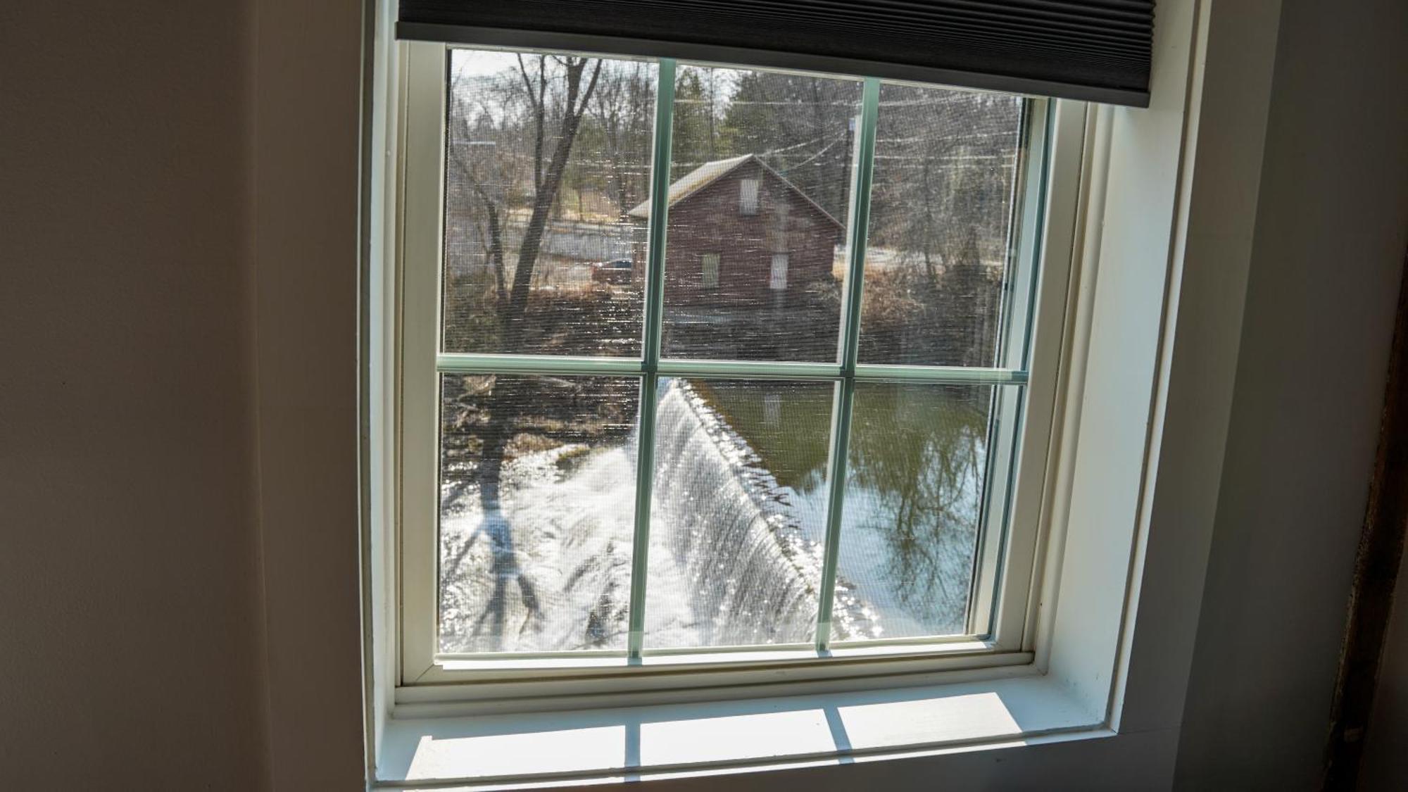 Old Mill Inn Hatfield Exterior photo